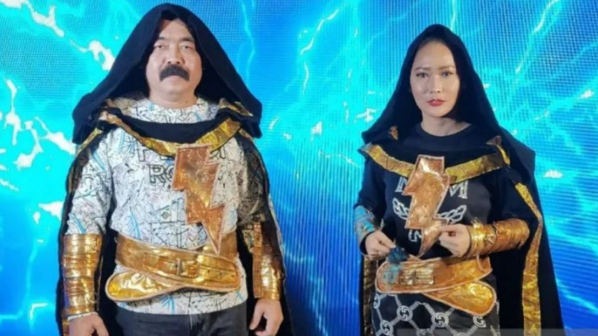 Adam Suseno dan penyanyi dangdut Inul Daratista saat menghadiri pemutaran perdana film 