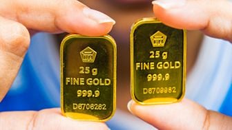 Harga Emas Antam Tetap Bertahan di Level Rp 972.000 per Gram