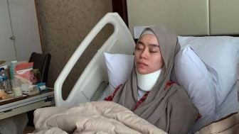 Miris! Lesti Kejora Sudah Sampai Memakai Gips, Rizky Billar Tidak Merasa Menyesal Lakukan KDRT