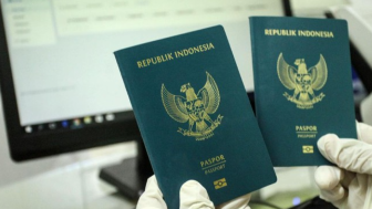 Kebijakan Pemerintah Yang Menghapus Kolom Tanda Tangan Di Paspor Indonesia?