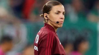 Mengenal Stephanie Frappart, Wasit Wanita Pertama di Piala Dunia