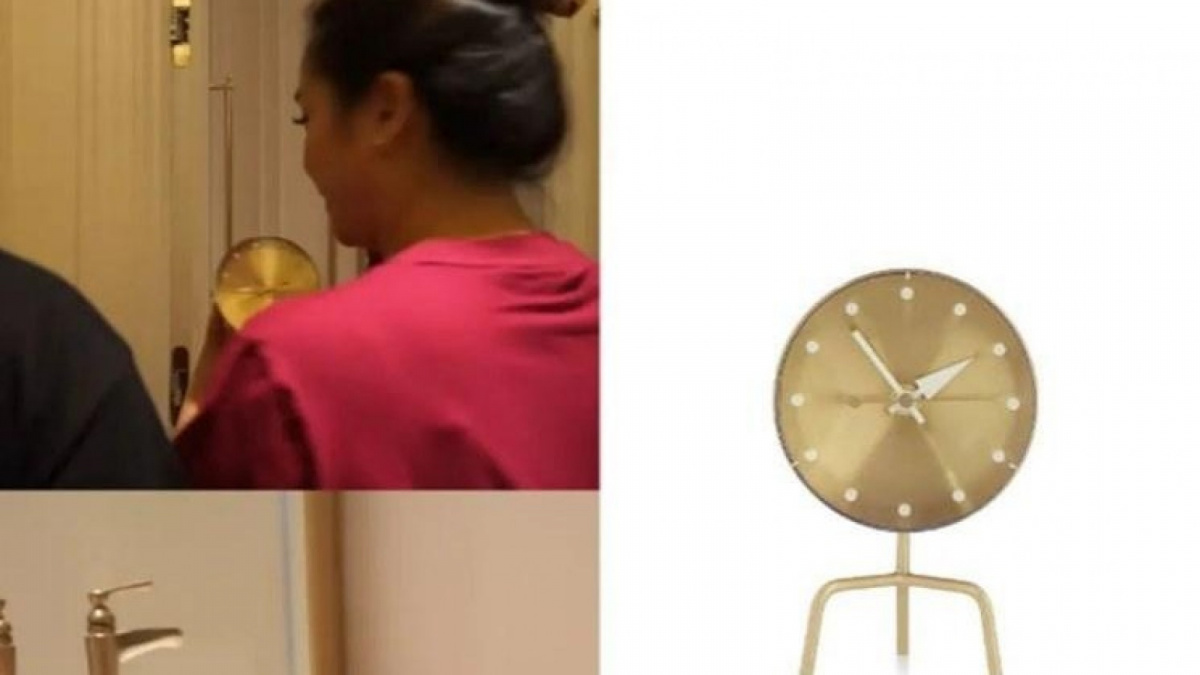 Jam pada toilet rumah Nagita Slavina [Instagram/fanpage_nagitaslavina]