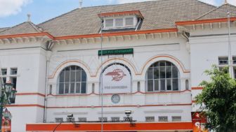Tahukah Anda, Kantor Pos Pertama Indonesia Didirikan di Batavia