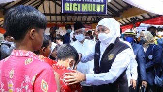 Pelayaran Kebangsaan dan Bahari TNI AL Berikan Berbagai Bantuan di Jawa Timur