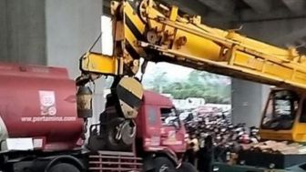 8 Orang Meninggal Akibat Kecelakaan Yang Libatkan Truk Pertamina di Cibubur