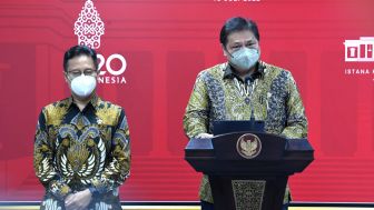 Kembali ke Tanah Air, Jemaah Haji Divaksin Booster