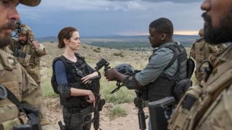 Nostalgia Film Emily Blunt tentang FBI dan Kartel Narkoba, Sinopsis Sicario