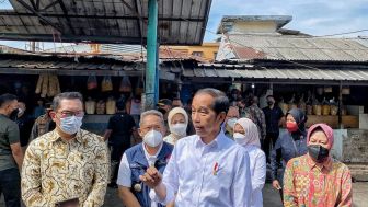 Harga Telur Masih Tinggi, Presiden Jokowi Janji Dua Pekan Mendatang akan Stabil