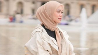 Lesti Kejora Tenteng Tas Harga Rp500 Juta ke Acara Mitoni Aurel Hermansyah: Bikin Meriang