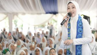 Atalia : Bunda dan Tokoh Agama Jadi Teladan