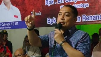 Alasan Walkot Surabaya Tidak Wajibkan PNS Ngantor