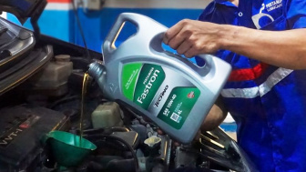 Tips Pilih Oli Versi  Pertamina Lubricants Saat Kendaraan Makin Canggih