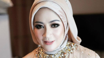 Masnawati Ngebet Usut Masalah Mantan Suami dengan Melly Goeslaw, Begini Reaksi Suami Baru