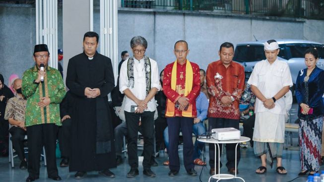 Doa Lintas Iman di Bandung Terpanjatkan untuk Eril