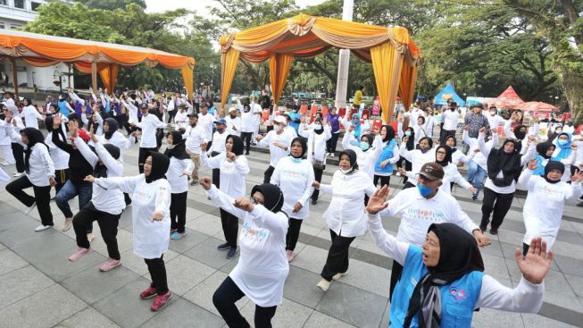 Bandung Deklarasi Jadi Kota Ramah Lansia