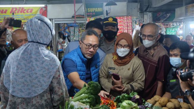 Kunjungan Menteri Perdagangan ke Kosambi, Harga Cabe Rawit Merah Melambung