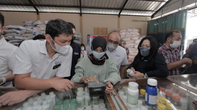 PT Pupuk Indonesia Pastikan Stok Pupuk Gudang Kabupaten Lebihi Target