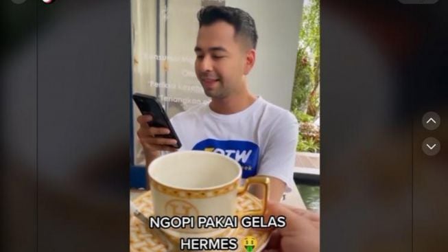 Tamu Raffi Ahmad Takjub, Kopi Disajikan di Cangkir Hermes