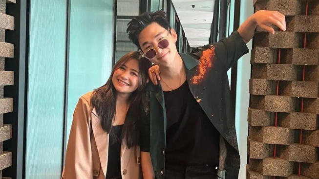 Berfoto dengan Prilly dan Duet dengan Rossa, Henry Lau Bikin Heboh