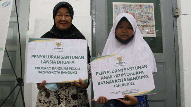 Alhamdulillah, Lansia dan Yatim Duafa Dapat Santunan Baznas Kota Bandung