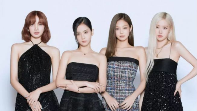 Ponsel Anggota BLACKPINK Diretas, Netizen Beri Nasihat : Mereka harus berhenti menggunakannya