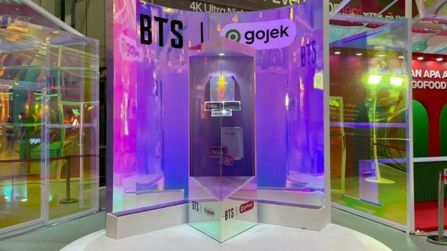 BTS | Gojek Space Installation, Bikin ARMY Bahagia