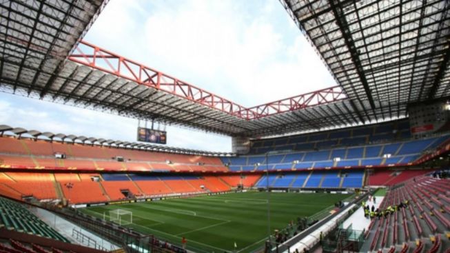 Sejarah 19 September, Stadion San Siro Milan Diresmikan