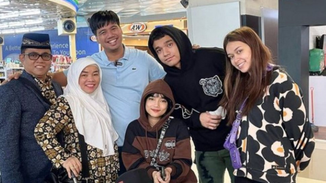 Haji Faisal Singgung Pentingnya Latar Belakang, Sindiran Halus Video Syur Rebecca Klopper?
