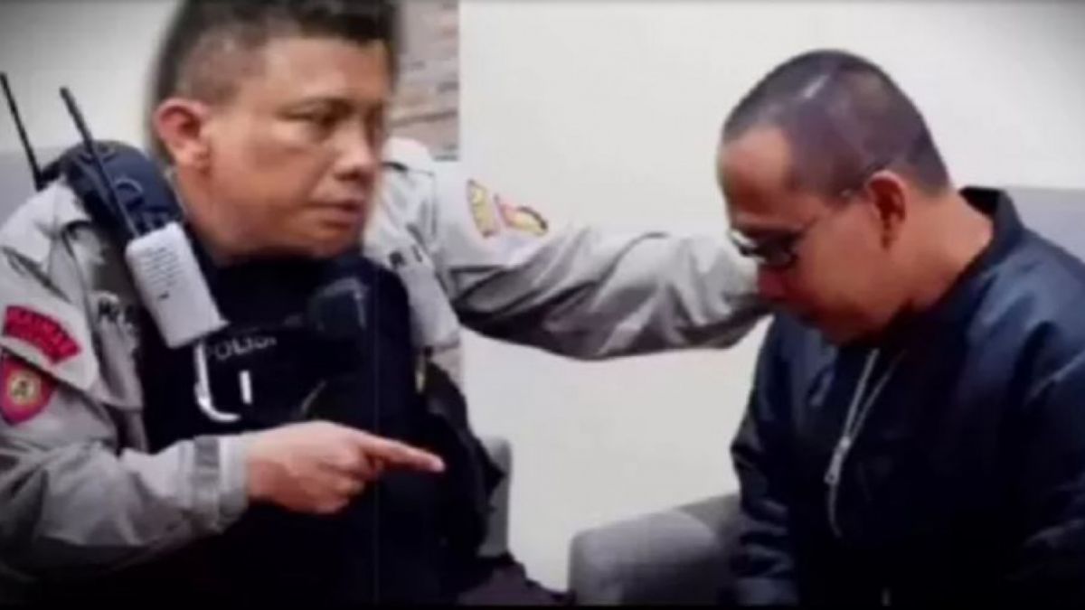 Ferdy Sambo dihipnotis adalah konten hoaks.