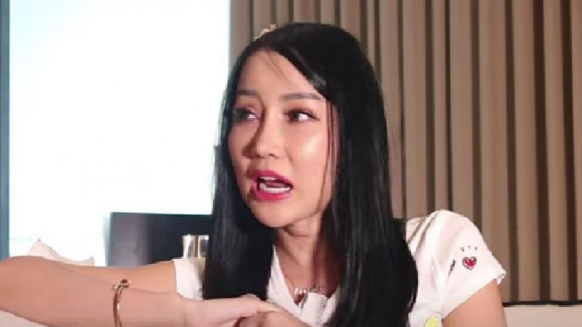 Lucinta Luna [Dok.Youtube Melaney Ricardo]