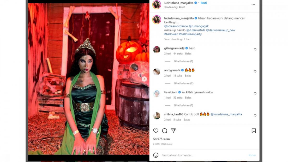 Tangkapan layar ragam reaksi netizen soal kostum Halloween Lucinta Luna. [Instagram/lucintaluna_manjalita]