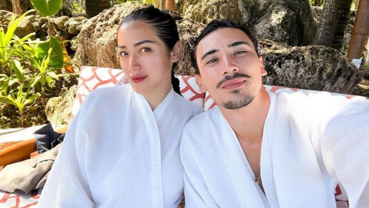 Jessica Iskandar diketahui tengah mengalami krisis finansial, terkait hal tersebut ramalan Hard Gumay tentang rumah tangga Jessica Iskandar dan Vincent Verhaag jadi sorotan [Instagram]