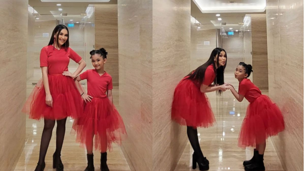 Potret kekompakan Ayu Ting Ting dengan buah hatinya, Bilqis Khumairah Razak. [Instagram/ayutingting92]