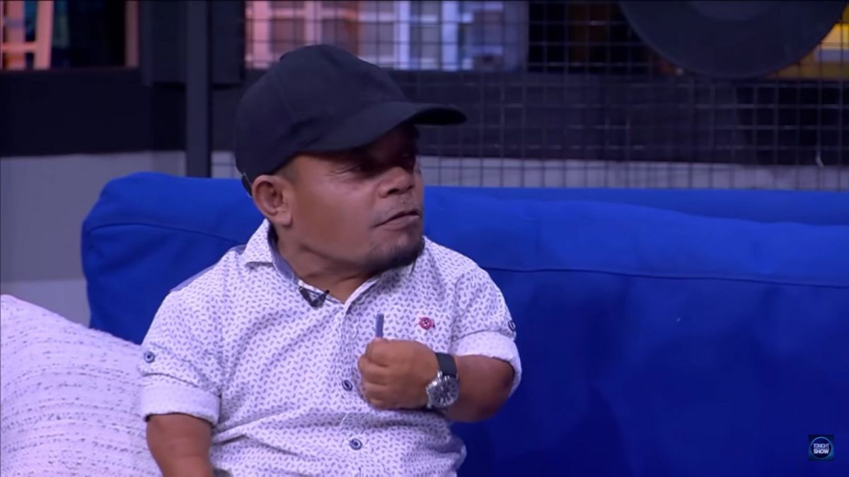 Ucok Baba ketika jadi bintang tamu di acara ToNightShow di NetTV. [YouTube ToNightShow]