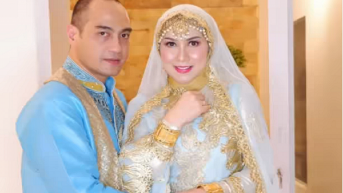 Ferry Irawan rutin minta jatah pada Venna Melinda saat Ramadhan [Instagram @vennamelindareal]