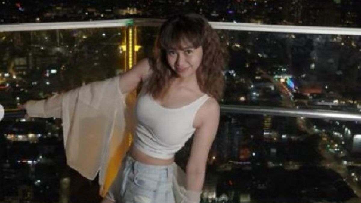 Denise [instagram.com/denisechariesta91]