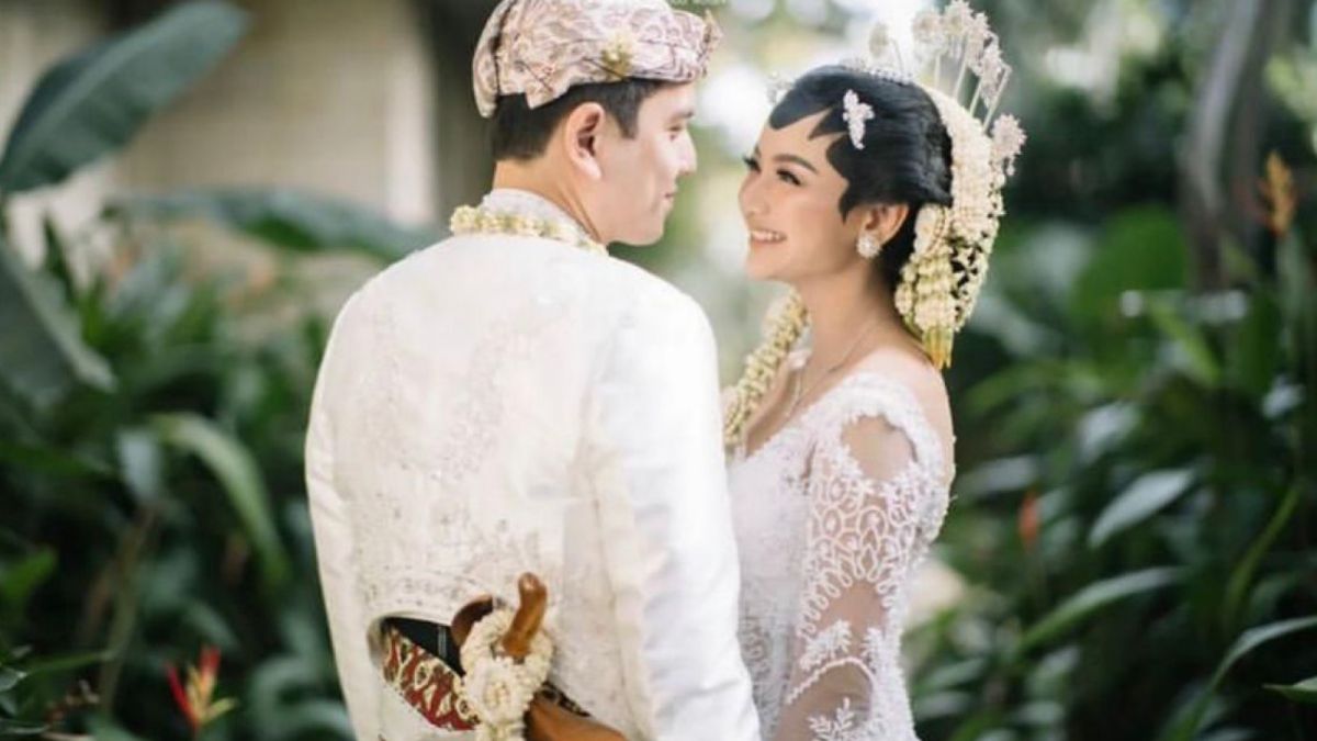 Glencha Chysara resmi menikah dengan Rendi Jhon [Instagram/ @glencachysaraofficial]