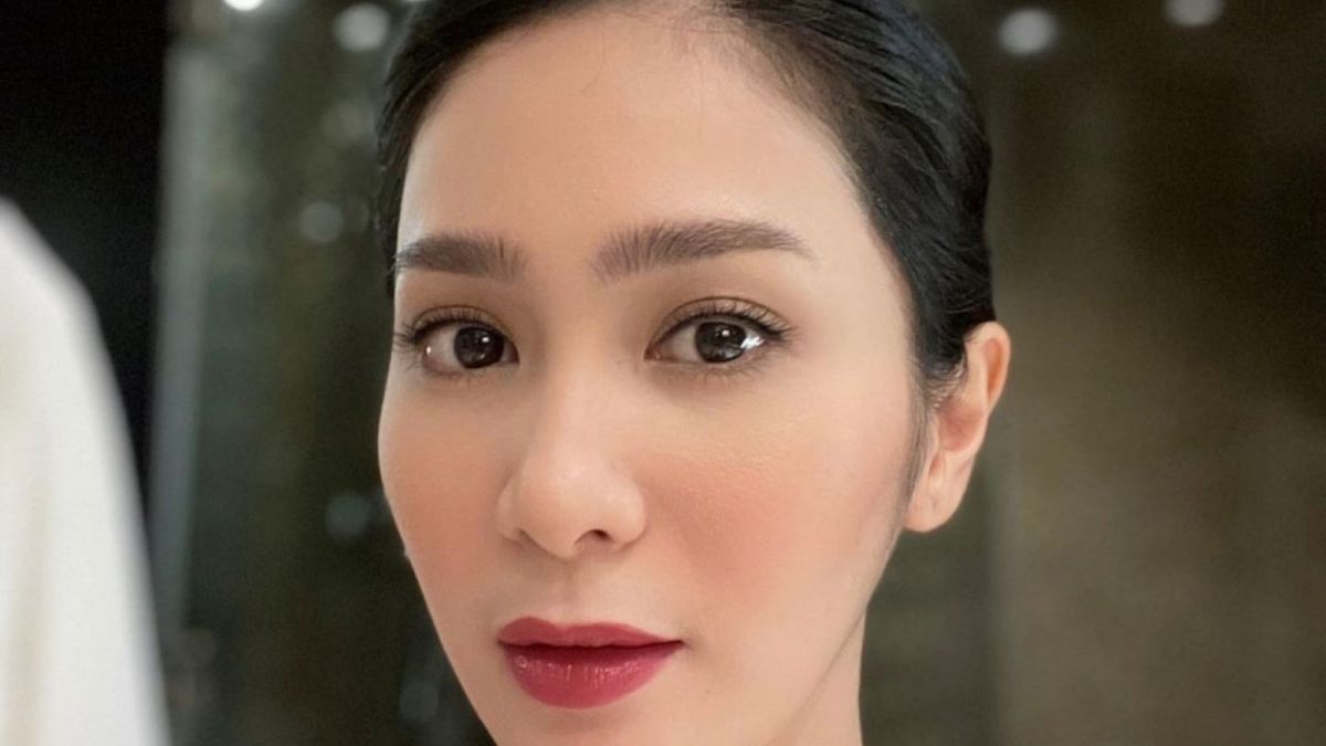 Postingan Bunga Zainal dan suaminay mengundang komentar netizen [Instagram/ @bungazainal05]