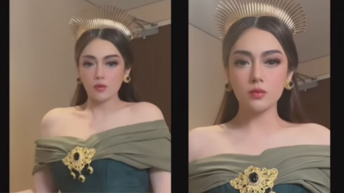 Celine Evangelista tampil mengenakan busana warna hijau dan mahkota emas bak Badarawuhi di film KKN di Desa Penari. [Instagram/lambegosiip]