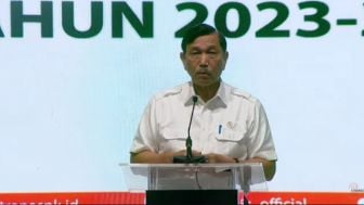 Luhut Binsar Panjaitan Beberkan Kronologi Dirinya Mendadak Jatuh Sakit Hingga Harus Berobat ke Singapura