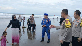 BMKG Rilis Pantai Pangandaran Aman Dikunjungi pada Liburan Tahun Baru, Wisatawan Pun Mulai Boking Hotel