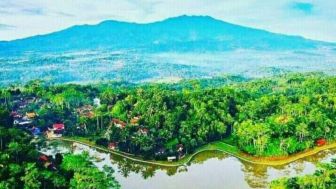 Mitos Situ Wangi Kawali salah satu Tempat Wisata Ciamis, Wanita Haid Tidak Boleh Berenang Disana, Kenapa?