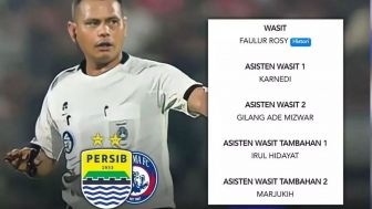 Faulur Rosy Wasit yang Memimpin Pertandingan Persib Bandung vs Arema FC, Ini Profil dan Kenangan Buruknya