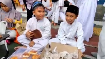 Inspiratif Gengs! Miliki Jiwa Wirausaha Sejak Kecil, Siswa SD di Tasikmalaya Jadi Pengusaha Muda