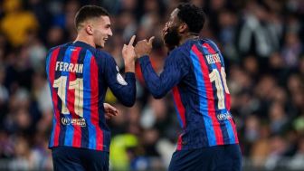 Barcelona Kalahkan Madrid di El Clasico, Para Fans Tersenyum Meski Lawan Bunuh Diri