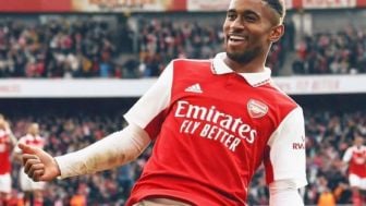 Menjadi Penentu Kemenangan Dramatis Arsenal Atas Bournemouth, Sosok Reiss Nelson Disorot