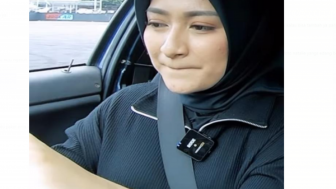 Nathalie Holscher Belajar Drifting, Mobilnya Berputar Sampai Berasap, Netizen: Wanita Hebat Ini Mah