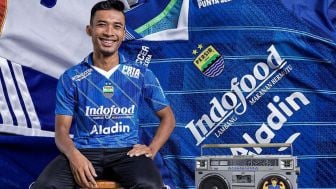 Persib Bandung akan Pakai Jersey Home Baru Saat Berjumpa Persikabo 1973, Langgar Regulasi atau Tidak?