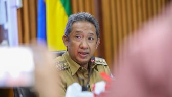 Diduga Terlibat Praktik Suap, Wali Kota Bandung Yana Mulyana Terjaring OTT KPK