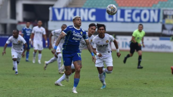 Libur Panjang 1,5 Bulan, Skuad Persib Bandung Diminta Tetap Latihan di Rumah